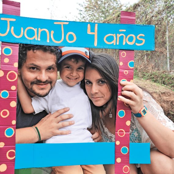 Happy family in Costa Rica