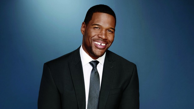 Michael Strahan Wakes Up Happy