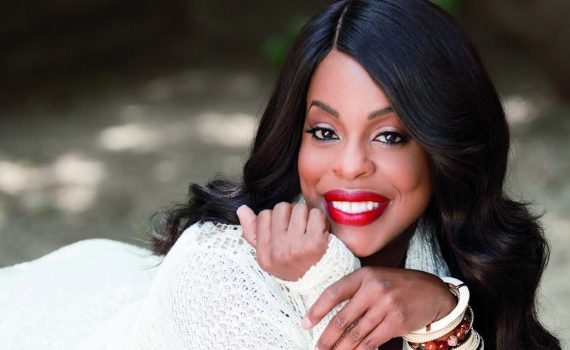 For Niecy Nash, Happiness Is Always in Style