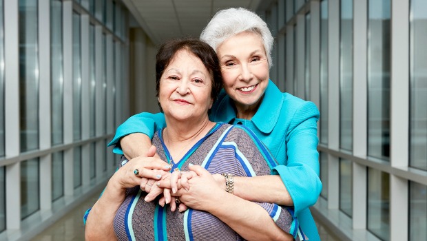 KIND Foundation Winner Sandra Goldberg (right)