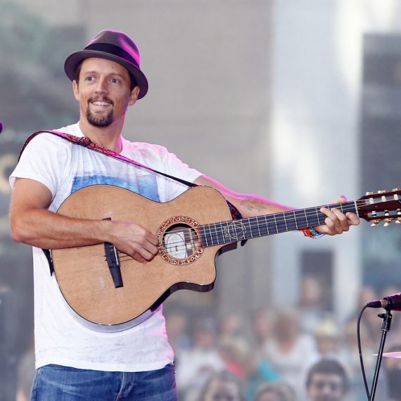 Recording artist Jason Mraz performs in concert at NBC's 'Today Show'